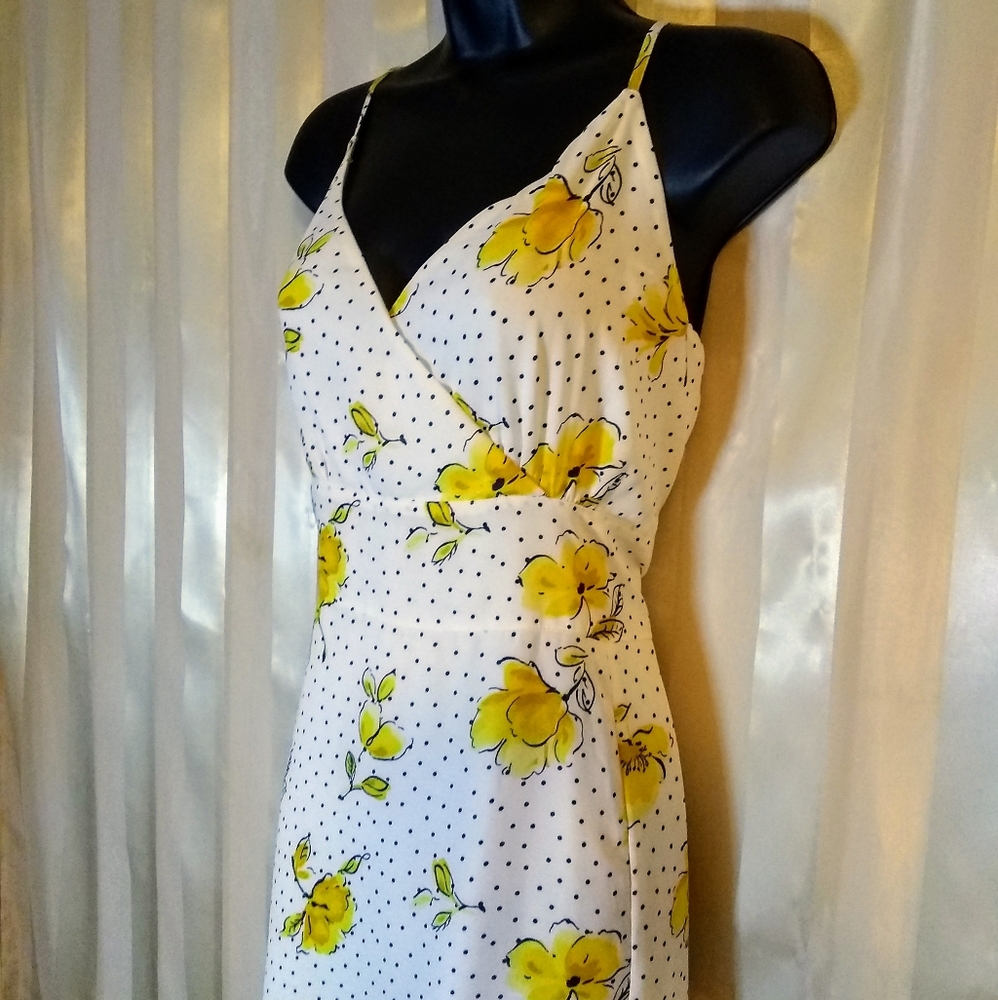 A & F CUTE SUNDRESS